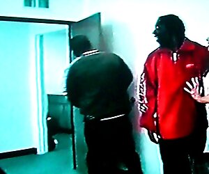 Dövmeli kız retro filme porno becerdin