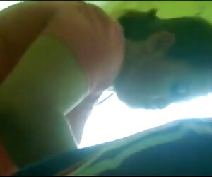 Göğüsleri masaj, penis emme konulu vintage porno