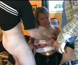 Güney Yanka Zimina. Ayakta ve otururken parmaklıyor ventage porno